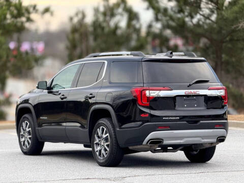 2023 GMC Acadia SLT