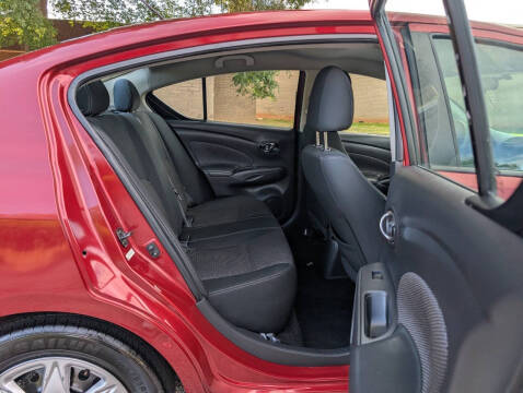 2019 Nissan Versa SV