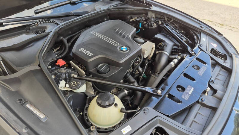 2012 BMW 5 Series 528i xDrive