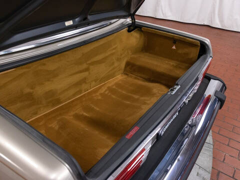 1988 Mercedes-Benz 560-Class 560 SL