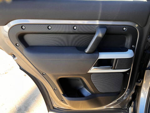 2020 Land Rover Defender 110 S