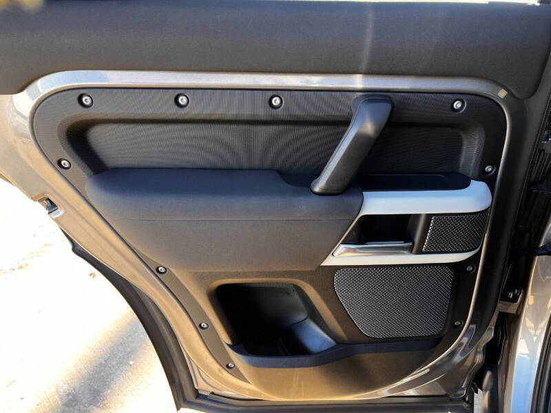 2020 Land Rover Defender 110 S