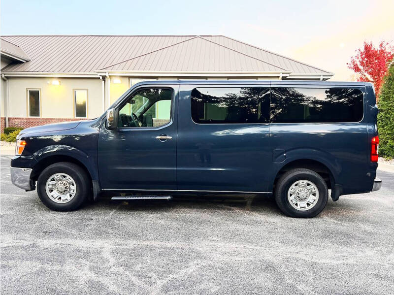 2016 Nissan NV 3500 HD SL