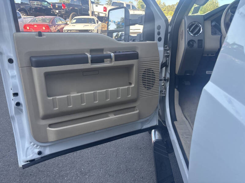 2009 Ford F-350 Super Duty Lariat