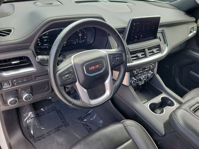 2024 GMC Yukon XL SLT