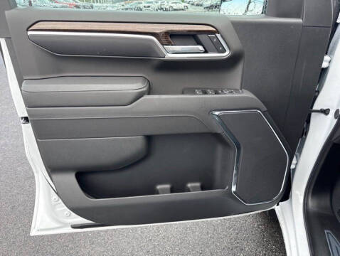 2026 GMC Sierra 1500 Elevation Standard