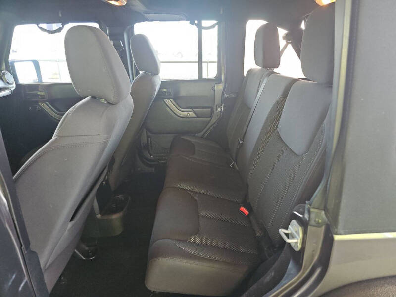 2016 Jeep Wrangler Unlimited Black Bear
