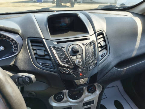 2015 Ford Fiesta SE