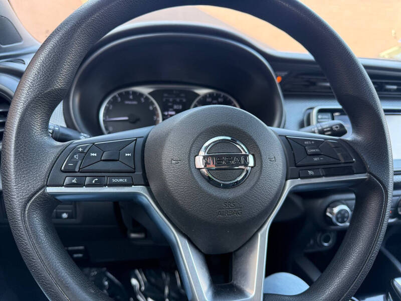 2020 Nissan Kicks S