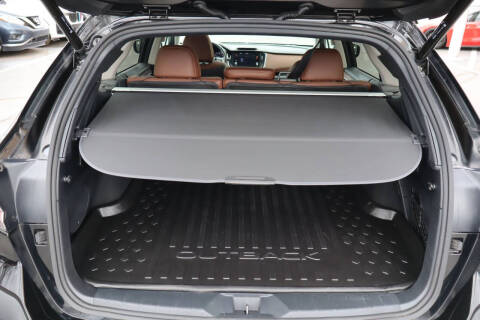 2022 Subaru Outback Touring XT