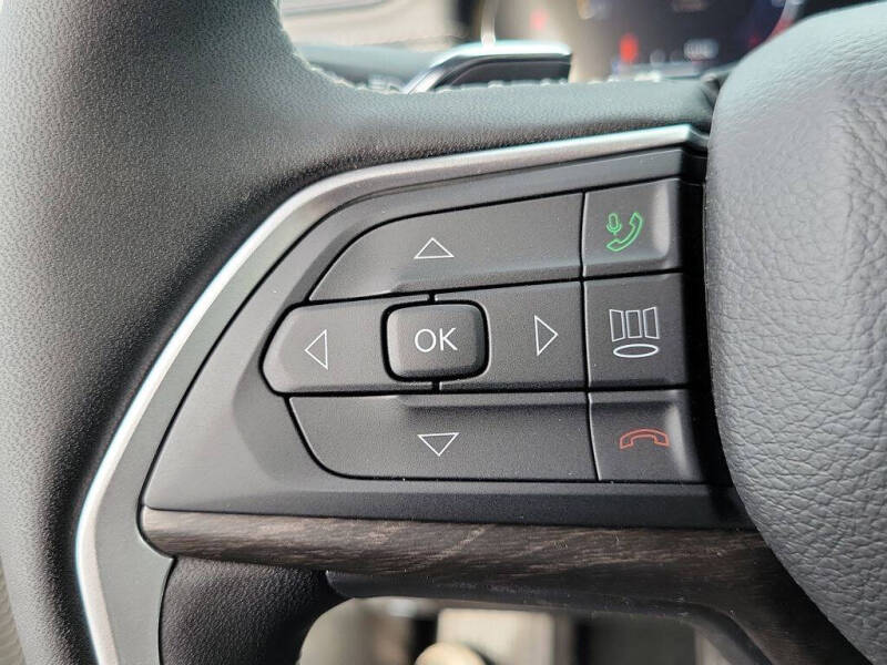 2026 Jeep Grand Cherokee Altitude