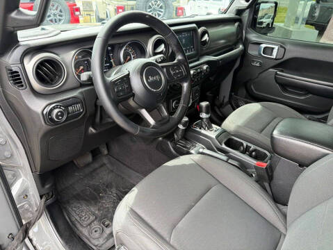2021 Jeep Gladiator Sport