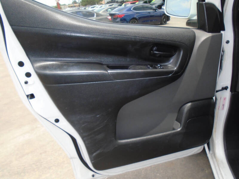 2016 Nissan NV200 SV