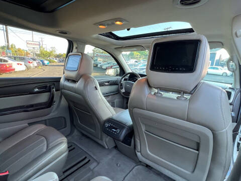 2013 GMC Acadia Denali