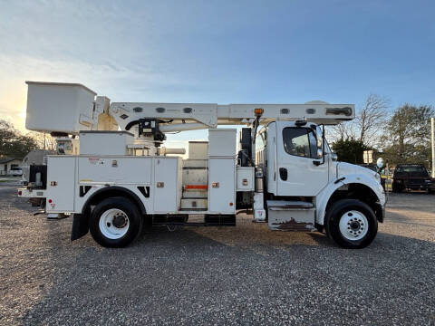 2015 Freightliner M2 106