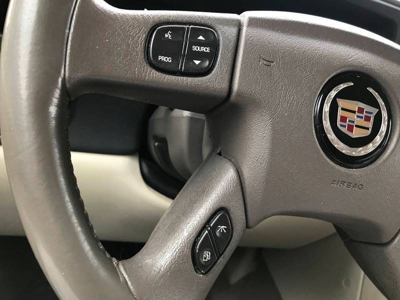 2004 Cadillac Escalade