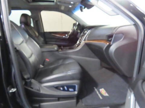 2019 Cadillac Escalade Luxury