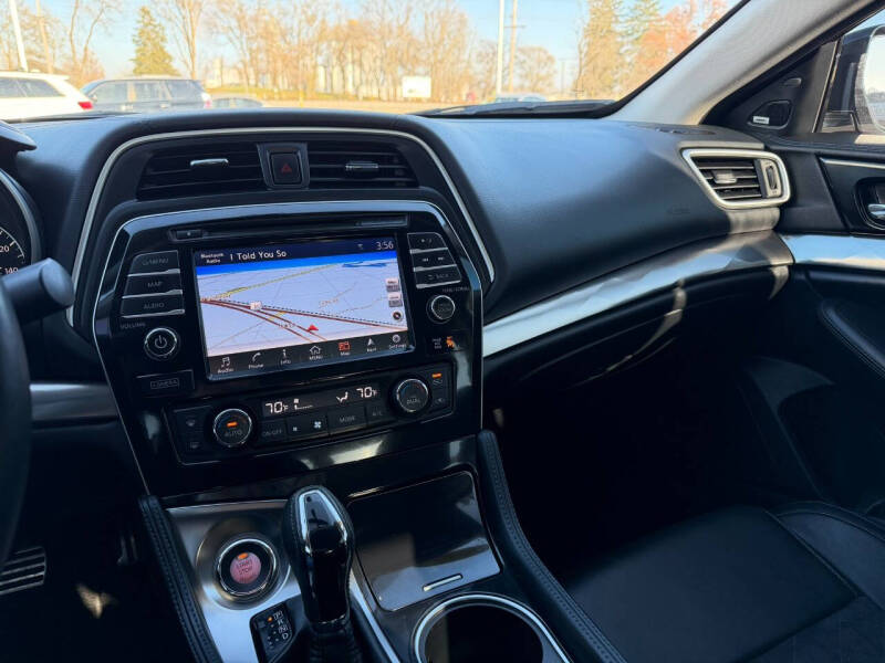 2017 Nissan Maxima 3.5 SR