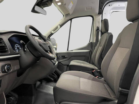 2025 Ford Transit 350