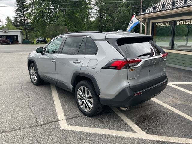 2021 Toyota RAV4 XLE Premium