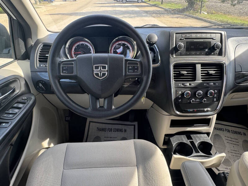 2016 Dodge Grand Caravan American Value Package