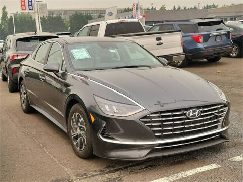 2021 Hyundai Sonata Hybrid for sale at CHAPMAN FORD NORTHEAST PHILADELPHIA in Philadelphia PA