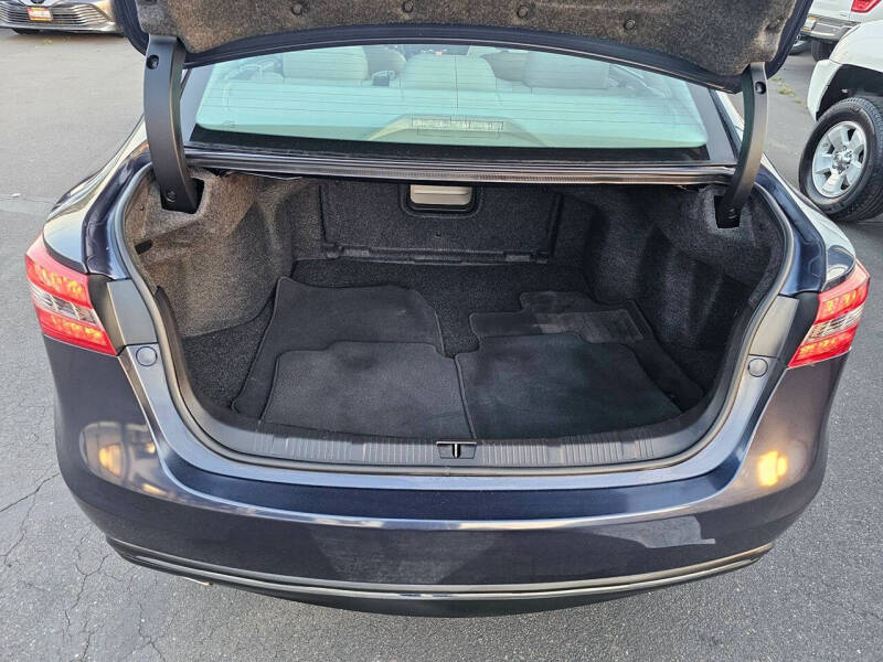 2016 Toyota Avalon XLE