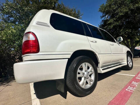 2004 Lexus LX 470