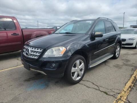 2010 Mercedes-Benz M-Class for sale at NORTH CHICAGO MOTORS INC in North Chicago IL