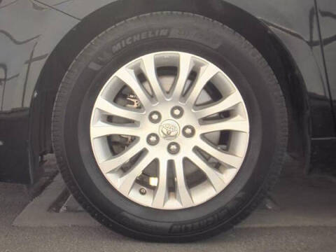 2014 Toyota Sienna XLE 8-Passenger