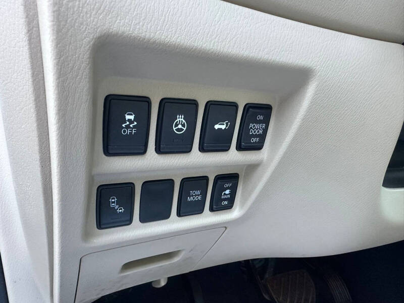 2017 Nissan Pathfinder Platinum