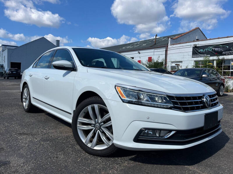 2017 Volkswagen Passat SE photo 3