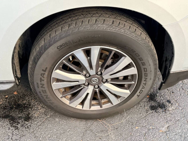 2017 Nissan Pathfinder