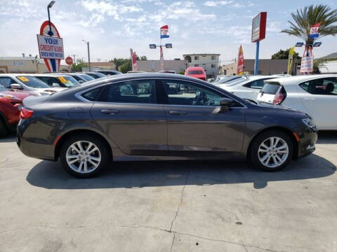 2015 Chrysler 200 Limited