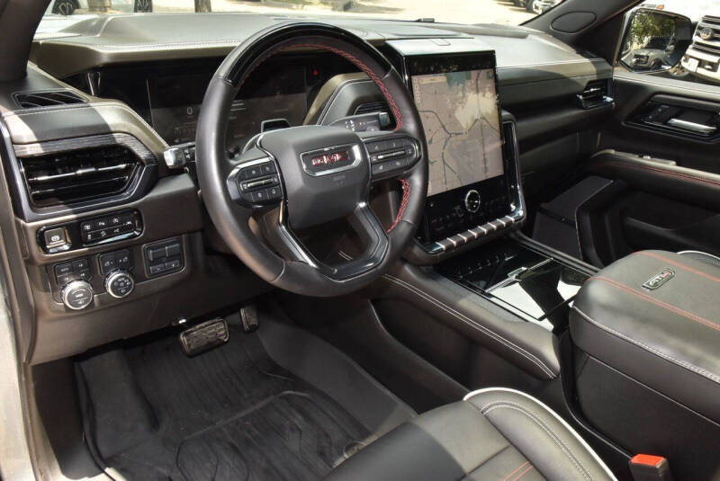 2025 GMC Yukon AT4 Ultimate