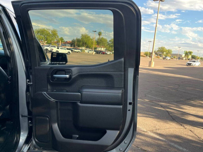 2021 GMC Sierra 1500 AT4 - Photo 17