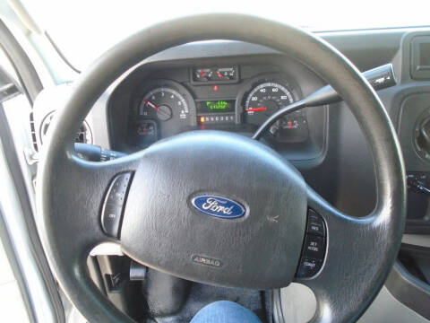 2015 Ford E-Series E-350 SD