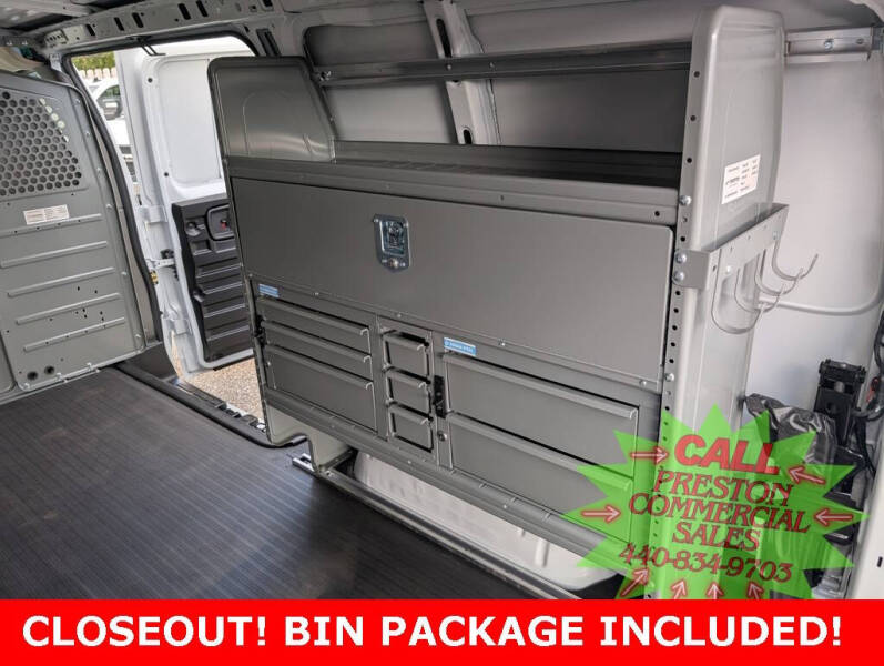 2025 Chevrolet Express 2500