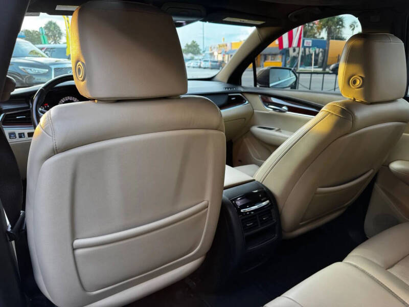 2018 Cadillac XT5 Premium Luxury