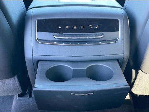 2024 Cadillac Escalade ESV Premium Luxury