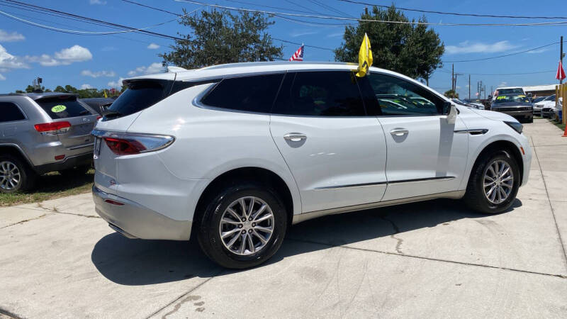 2022 Buick Enclave Premium