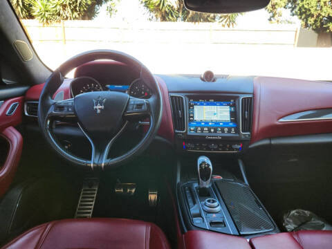 2017 Maserati Levante S