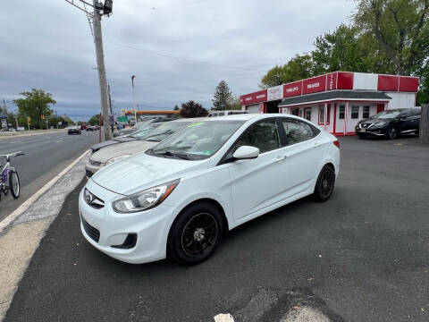 2013 Hyundai Accent for sale at KEYPORT AUTO SALES LLC in Keyport NJ