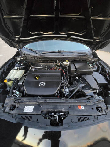 2013 Mazda MAZDA3 i SV