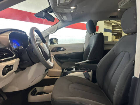 2018 Chrysler Pacifica Touring Plus