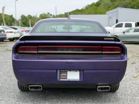 2010 Dodge Challenger SRT8