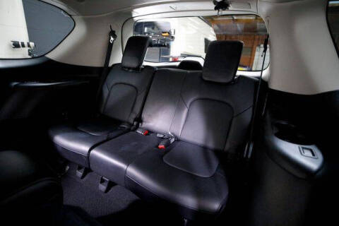 2017 Infiniti QX80