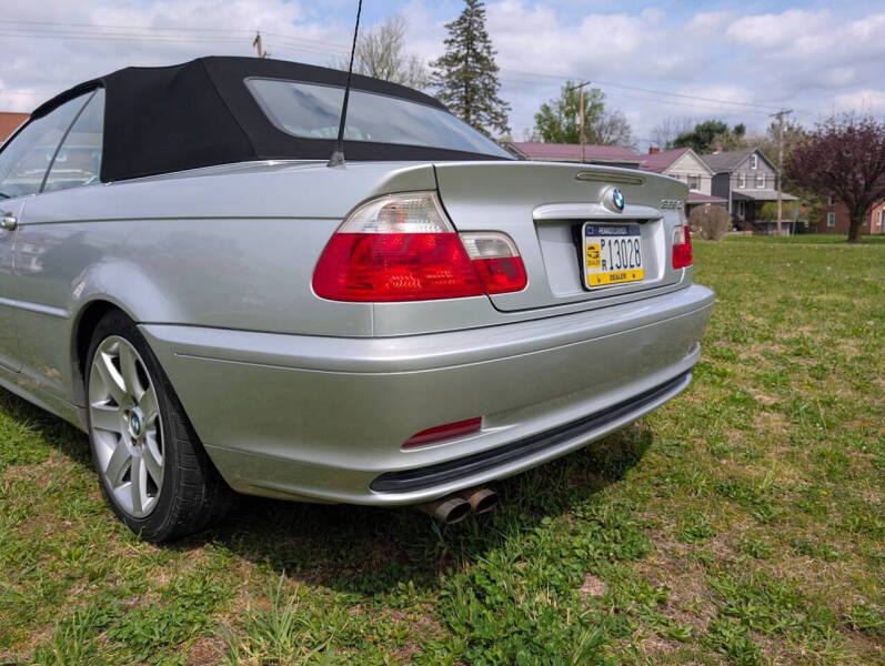 2002 BMW 3 Series 325Ci