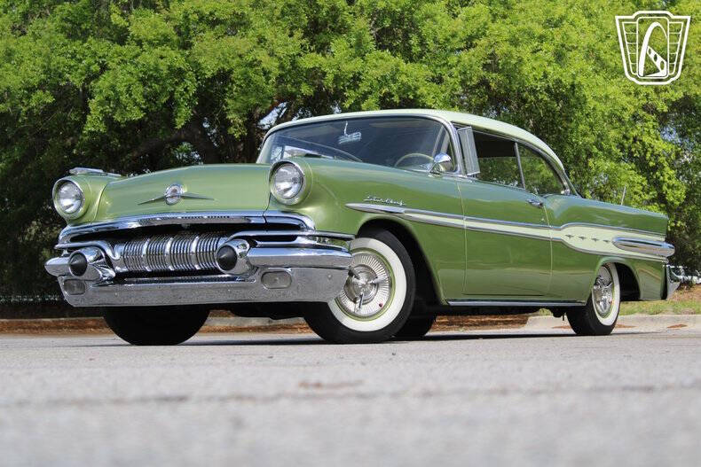 1957 Pontiac Star Chief