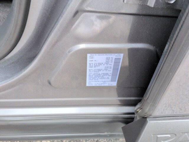 2024 Nissan Pathfinder SV